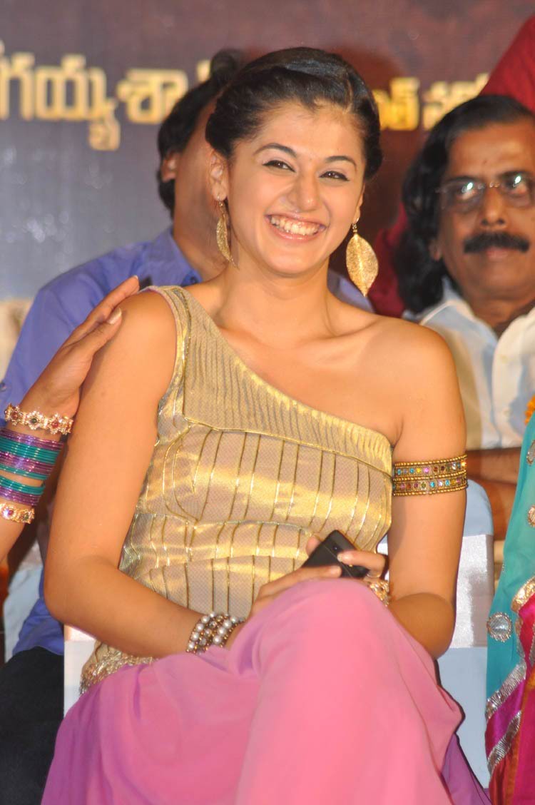 Taapsee at Mogudu audio Launch - Pictures | Picture 100588